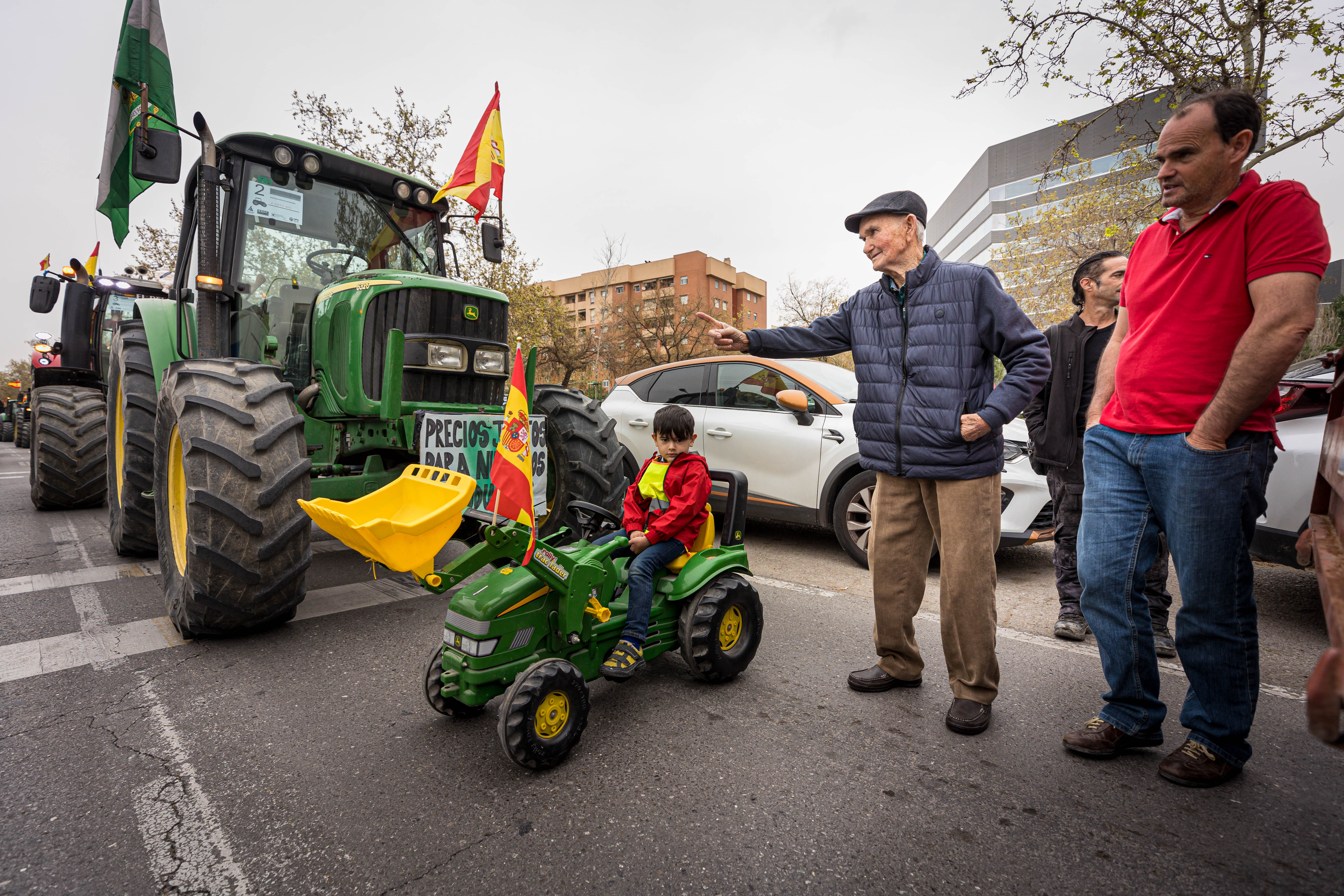 La tractorada de Granada, en imágenes