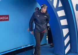 Carlos Garach roza el podio en el relevo de la Copa del Mundo de aguas abiertas