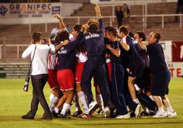 El equipo que ascendió a Segunda, aún como UDA oficiosa, tenía doce almerienses.