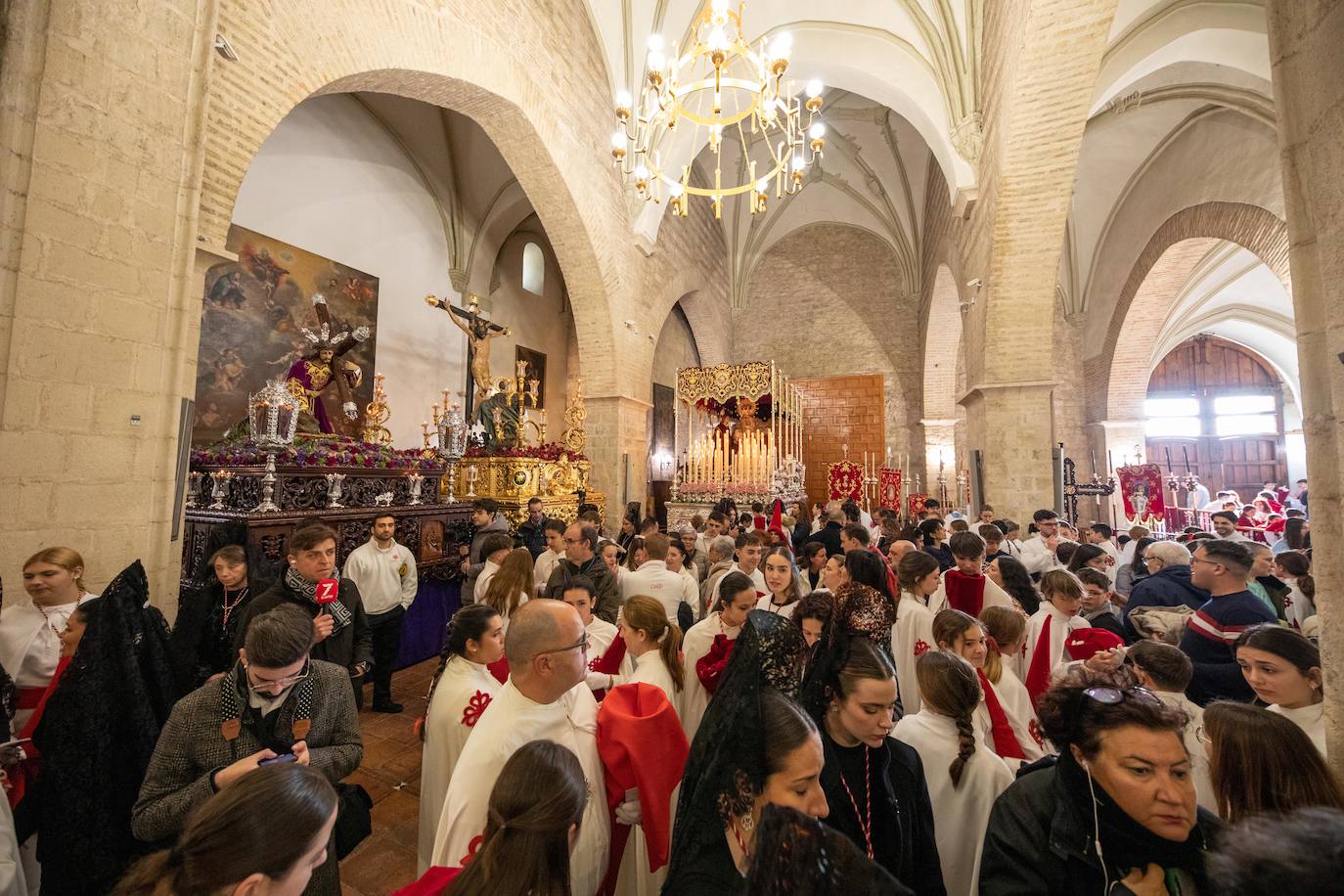 Las imágenes de la suspensión de Clemencia y Divino Maestro