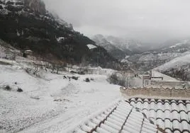 Una irrupción polar llega a Andalucía: avisos por nevadas en cotas bajas en Granada y Jaén.