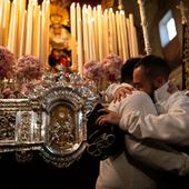 Lágrimas en la Iglesia Imperial de San Matías.