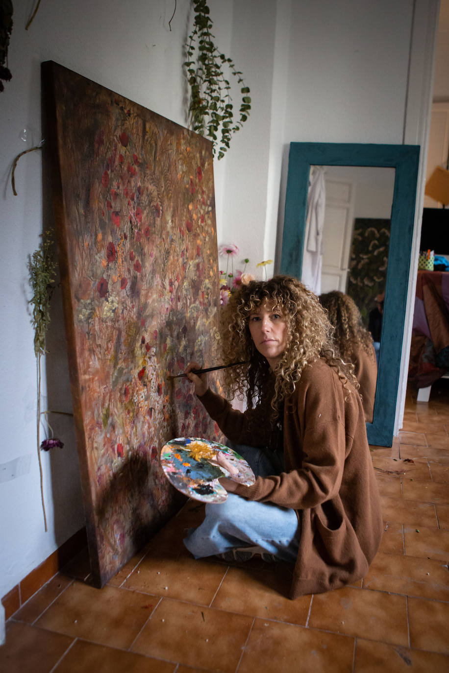 Imagen secundaria 2 - Investigando y pintando. 