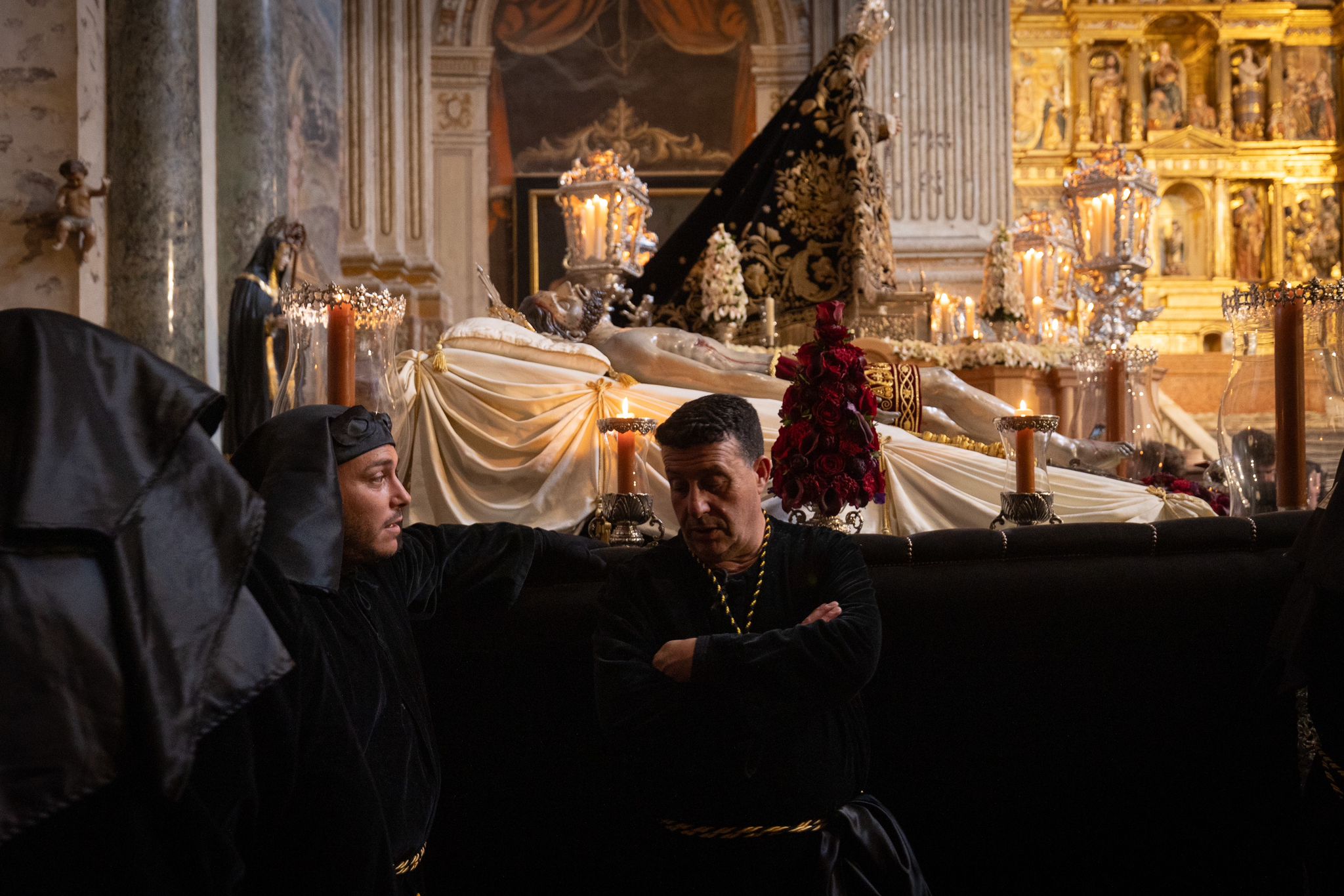 Las imágenes de un Viernes Santo de emoción en Granada