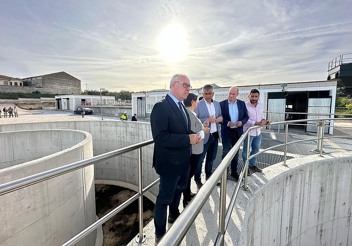 Visita a la estación depuradora de aguas residuales (EDAR) de Martos.