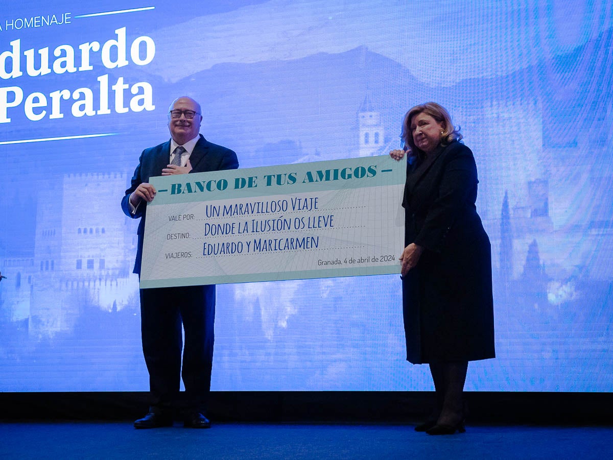 Las mejores imágenes de la cena homenaje a Eduardo Peralta