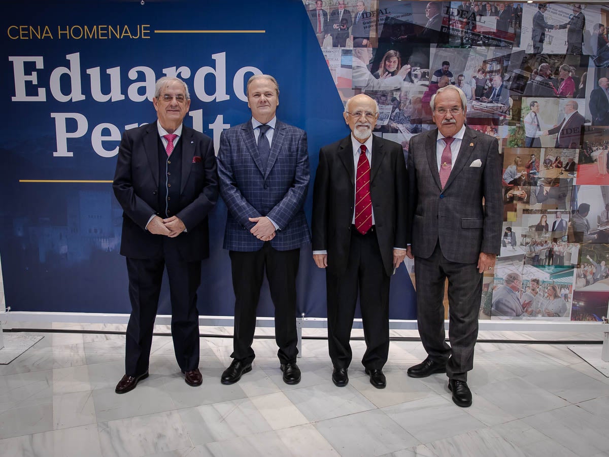 Las mejores imágenes de la cena homenaje a Eduardo Peralta
