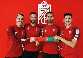José Callejón, Antonio Puertas, Víctor Díaz y Carlos Neva, capitanes.