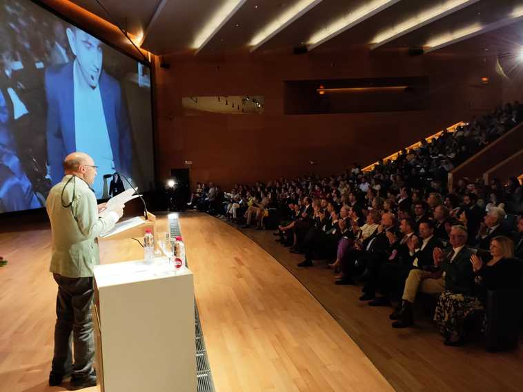 El actor Jesús Vidal es el presentador de la gala