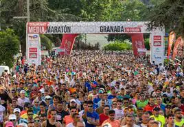 Salida de la Media Maratón de Granada del año pasado