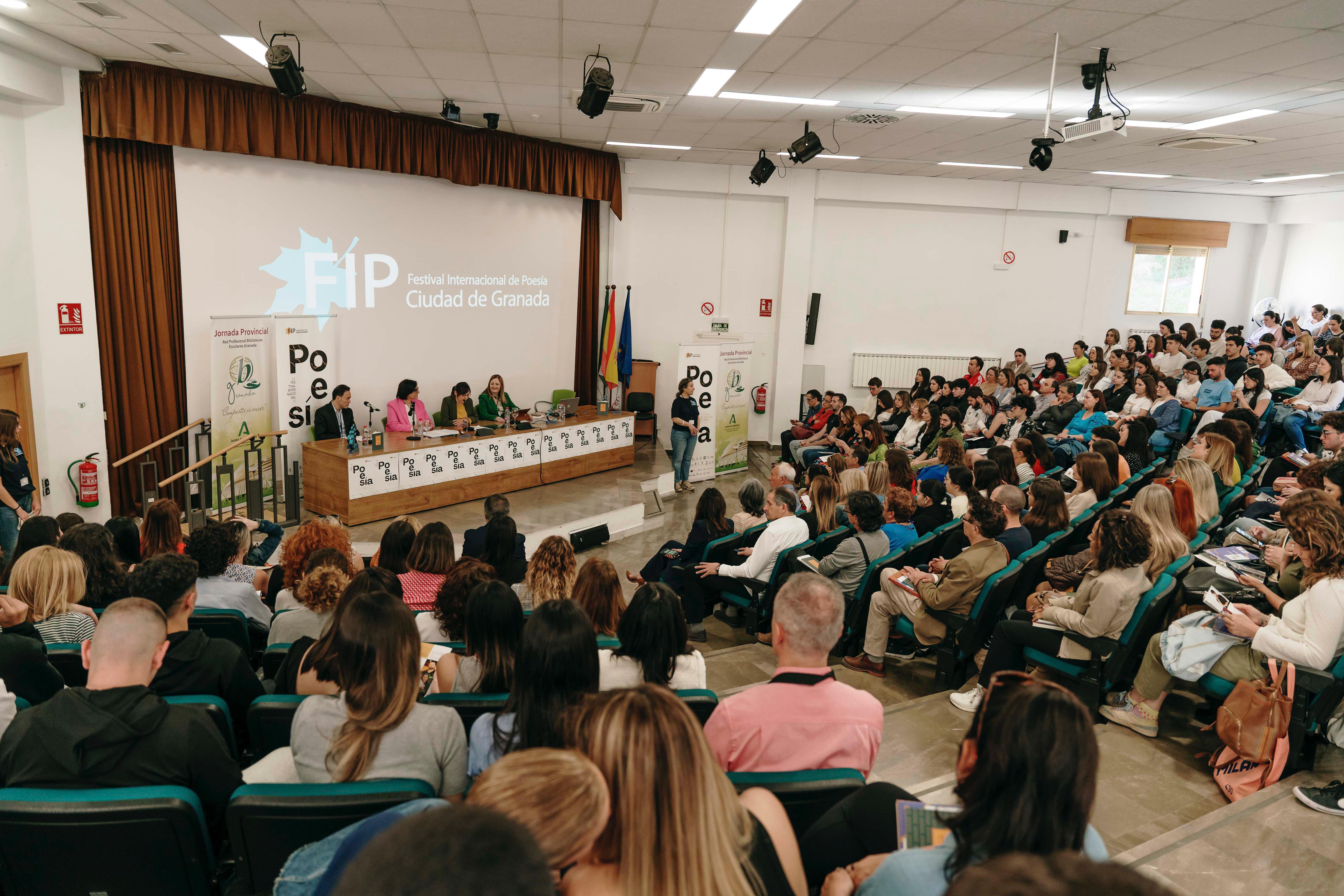 Las imágenes de la apertura del Festival Internacional de Poesía de Granada