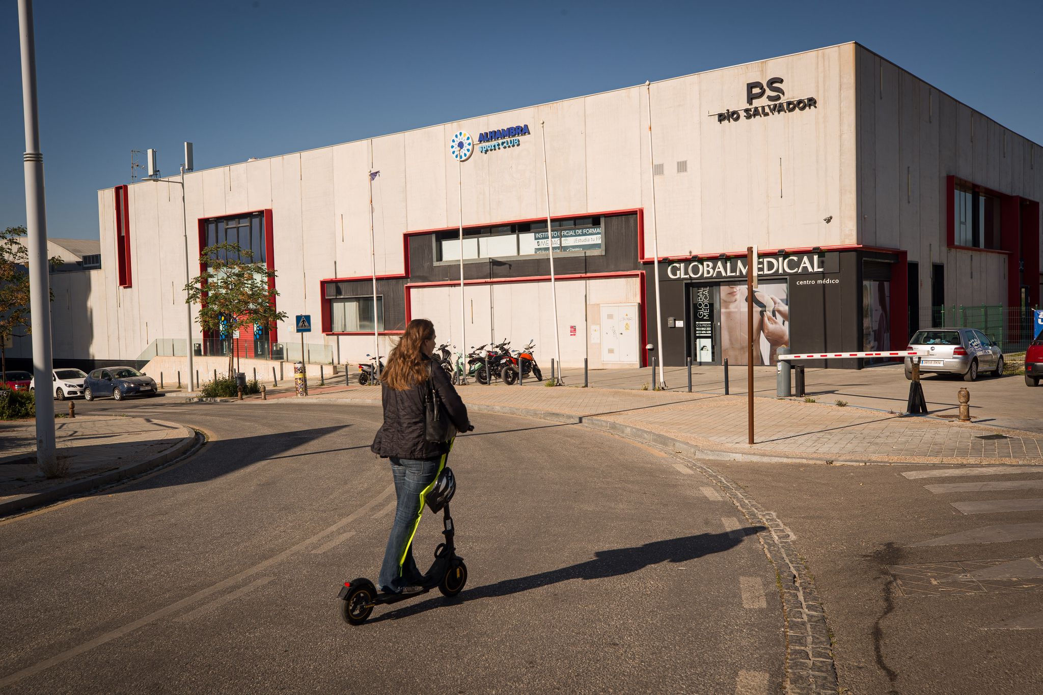Las imágenes del estado actual del gimnasio We en Granada