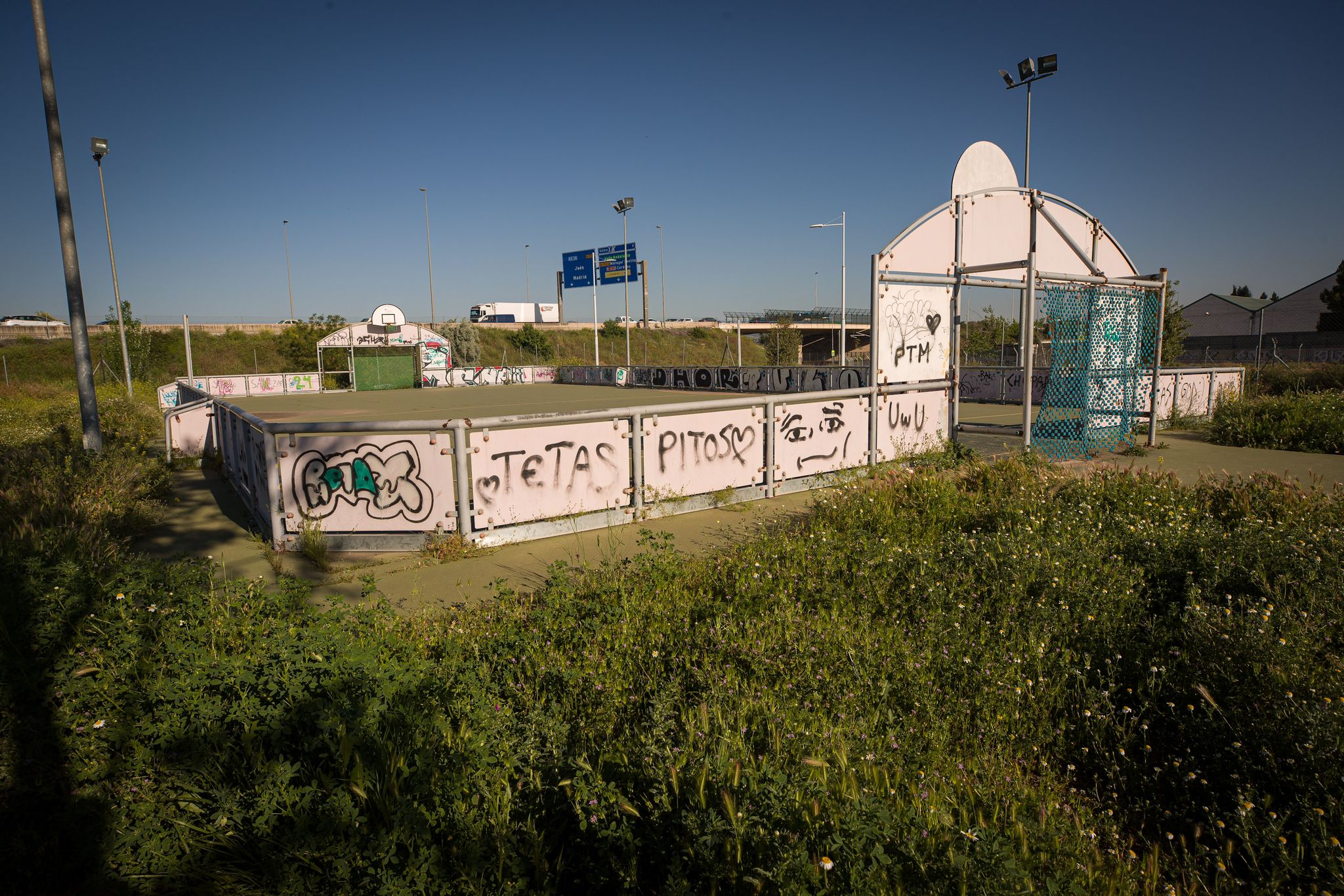 Las imágenes del estado actual del gimnasio We en Granada