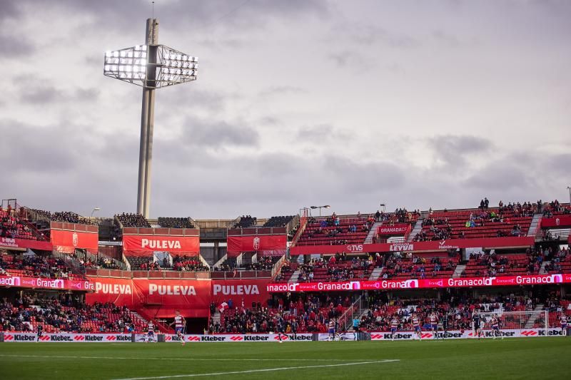 Panorámica de Los Cármenes durante el partido contra la Real Sociedad.