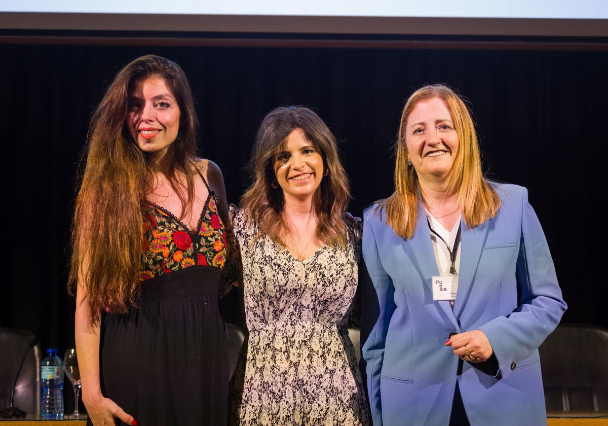 Soléa Morente, Ana Iris Simón y Remedios Sánchez, ayer en el Espacio V Centenario.