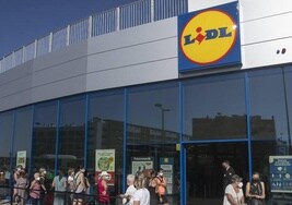 Lidl tira de las tapas de Granada para una llamativa publicidad