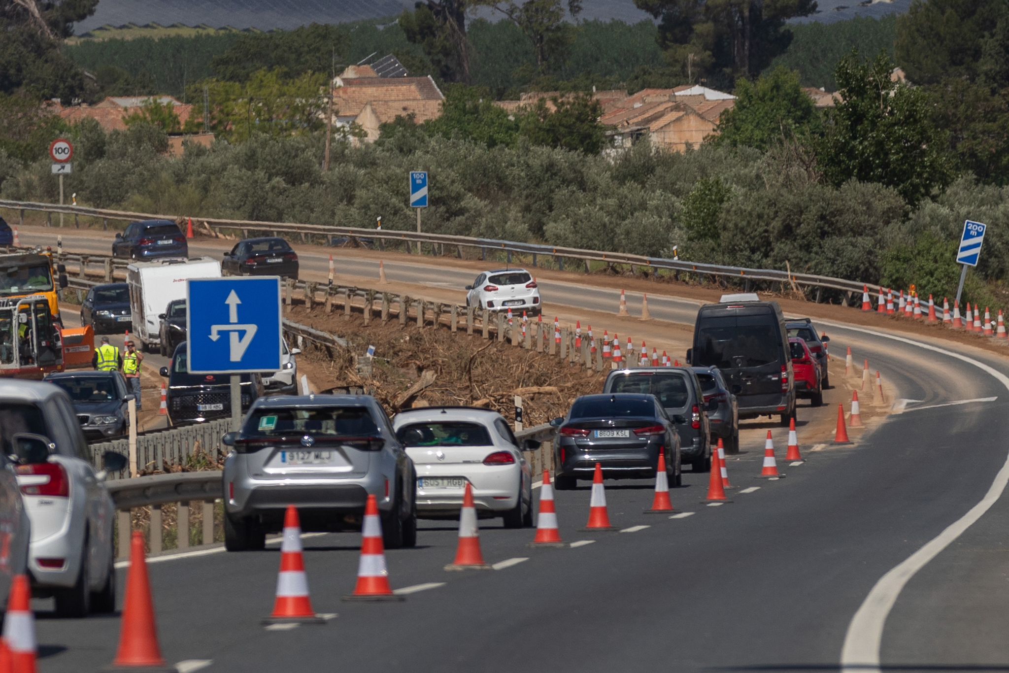 La zona cero un día después de la tormenta que colapsó la A-92