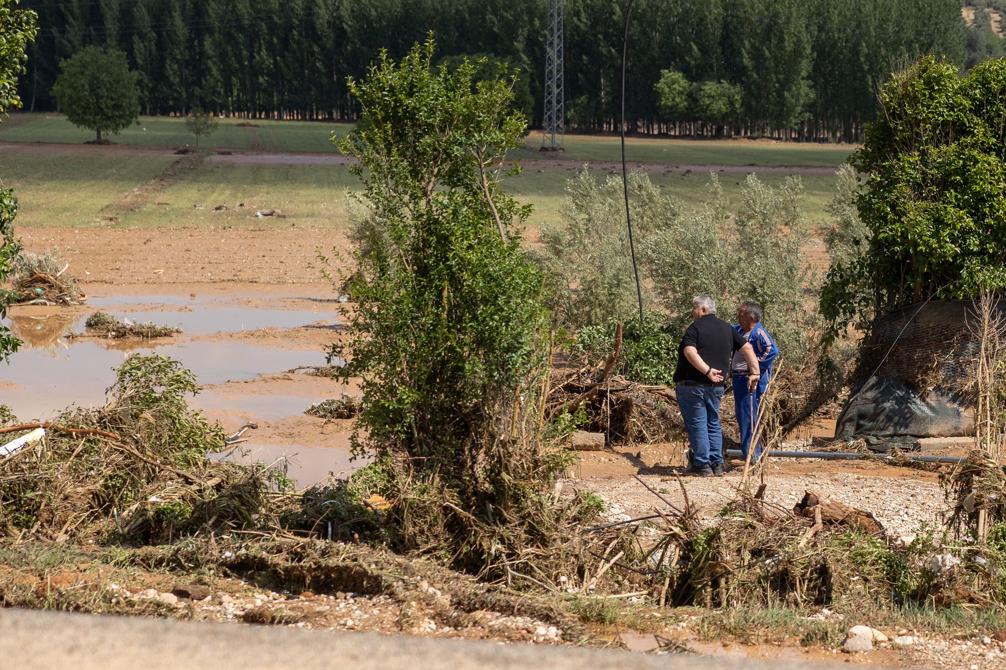 La zona cero un día después de la tormenta que colapsó la A-92