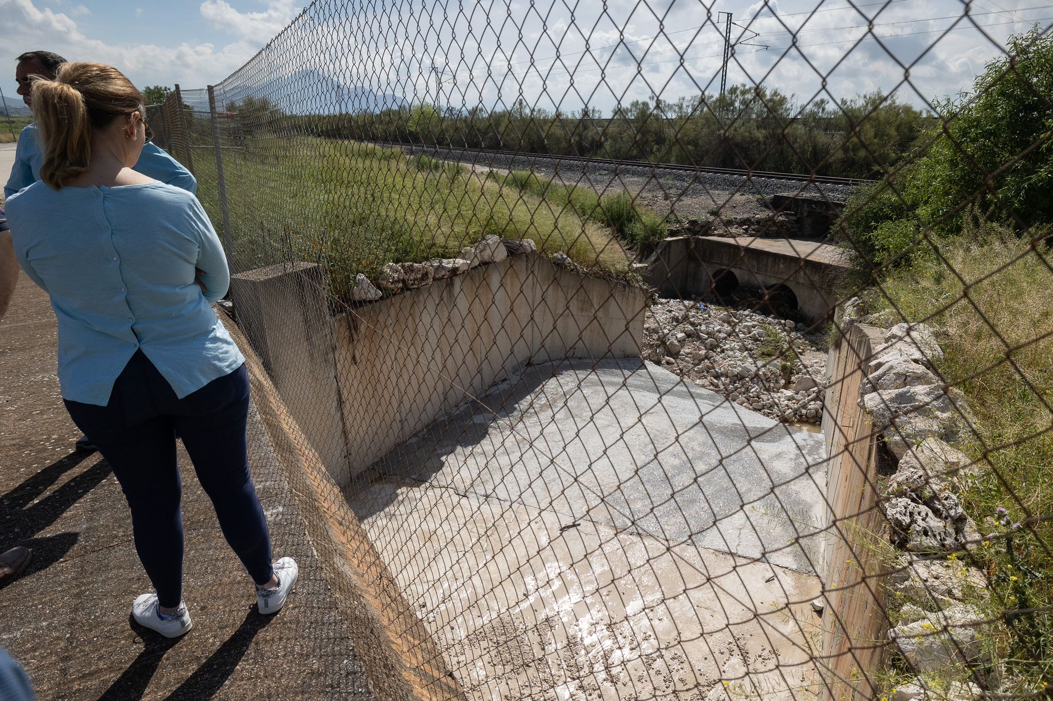 La zona cero un día después de la tormenta que colapsó la A-92