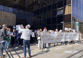 Protesta de los funcionarios de justicia en la Caleta.