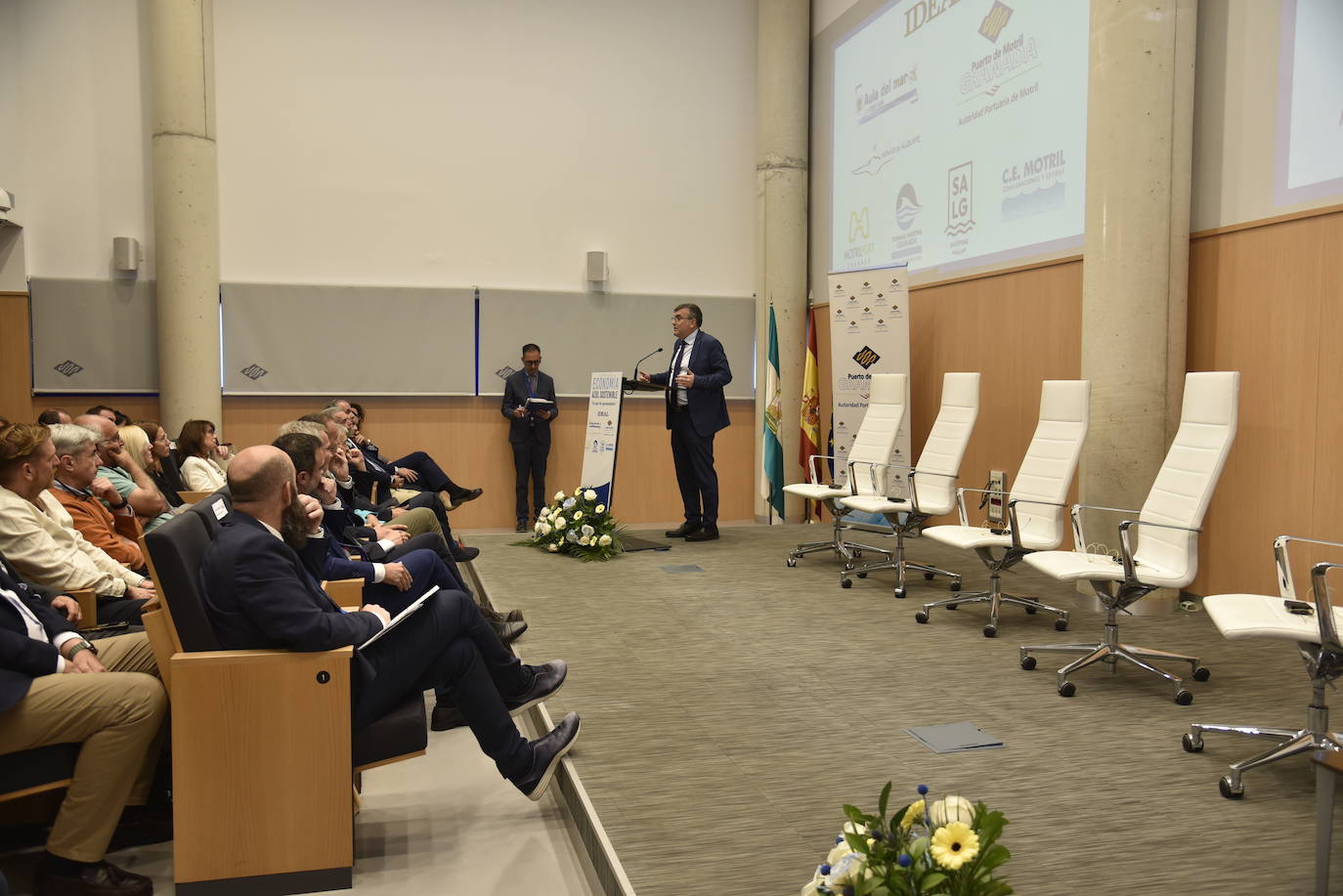 Las imágenes del foro por el crecimiento de la Costa Tropical