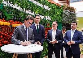 Diputación y Ayuntamiento de El Ejido se unen al manifiesto del Puerto Seco para Níjar