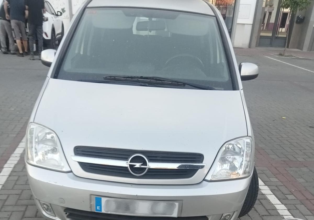 Coche robado y recuperado en Santa Fe.