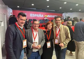 Zubeldia, Entrena, Ramón y Cuenca, en el comité federal del PSOE de esta mañana.