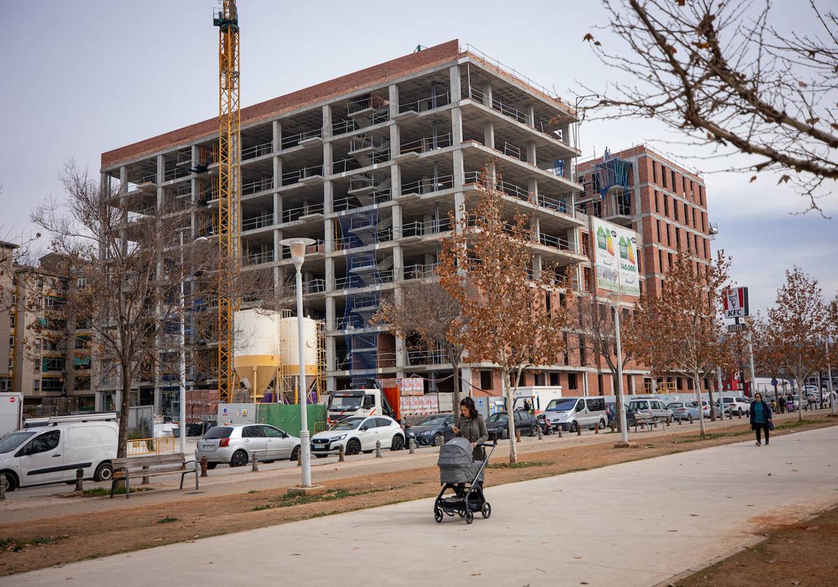 Residencial Abril de la Chana compuesto por 153 viviendas que construye Visogsa.