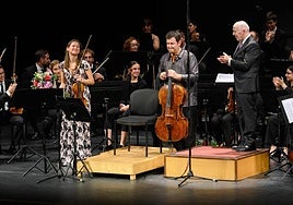 Un momento de la actuación de la OCAL en el Maestro Padilla.