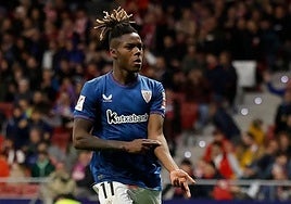 Nico Williams reivindica el color de su piel al marcar al Atlético en el Metropolitano tras recibir cánticos racistas.