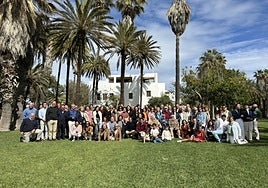 Toda la familia Pérez de la Blanca y Guzmán reunida en Villa Astrida.
