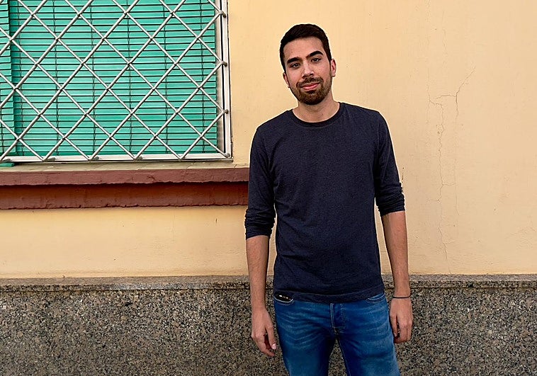 Esteban Castillo tiene su casa okupada en el Zaidín.