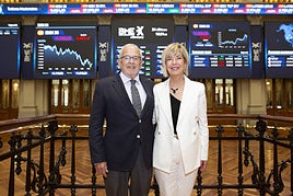 Dario Acuña y Germaine Escames en el evento de presentación de Pharmamel en la Bolsa de Madrid.