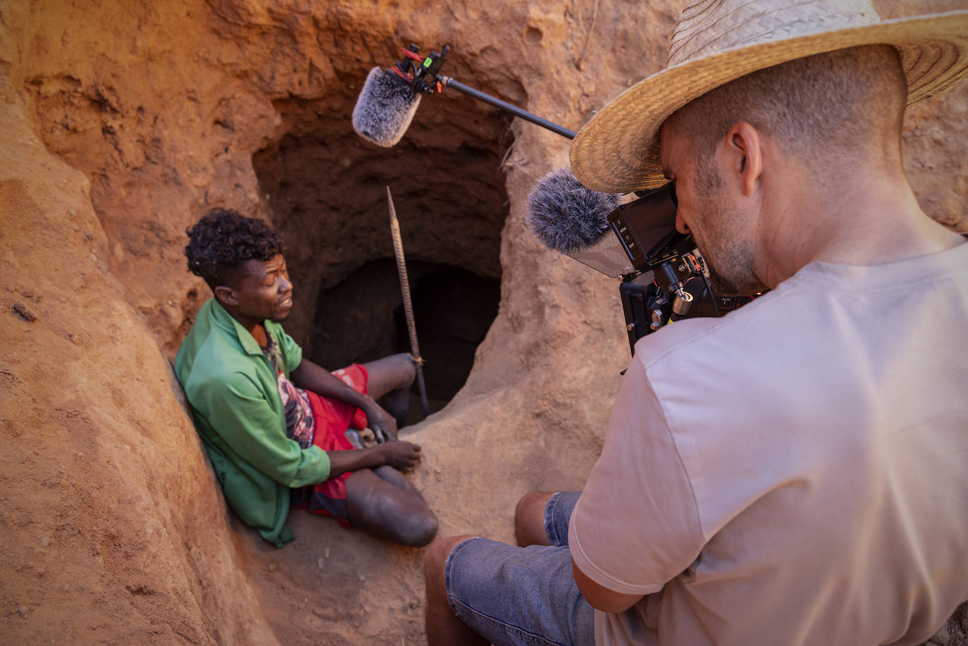 Grabando una entrevista con uno de los mineros que aparecen en el documental.