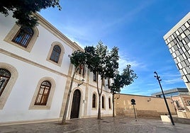 Plaza de la Administración Vieja, en el corazón de la Almería antigua.