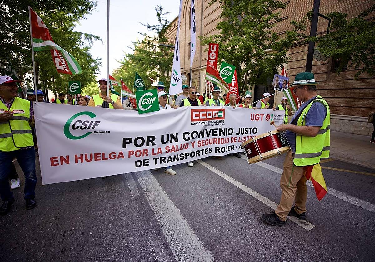 Protestas de los trabajadores de Rober en Gran Vía.