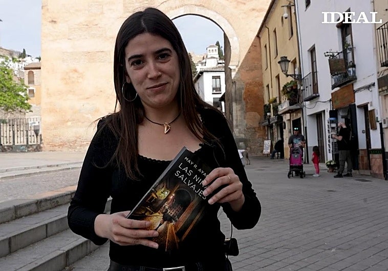 La escritora May R. Ayamonte.