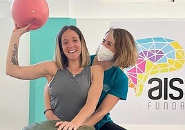 La diputada María Elena Duque Merino visita la sede de Fundación AISSE.