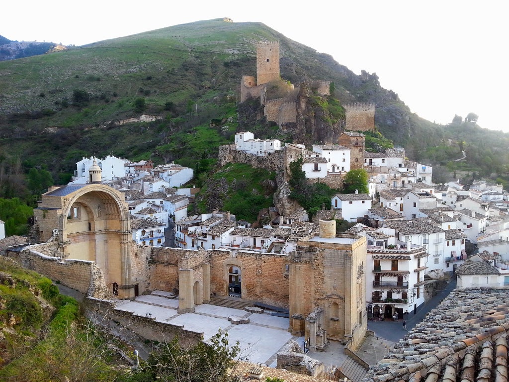 Imagen de la Ruinas de Santa María en Cazorla.