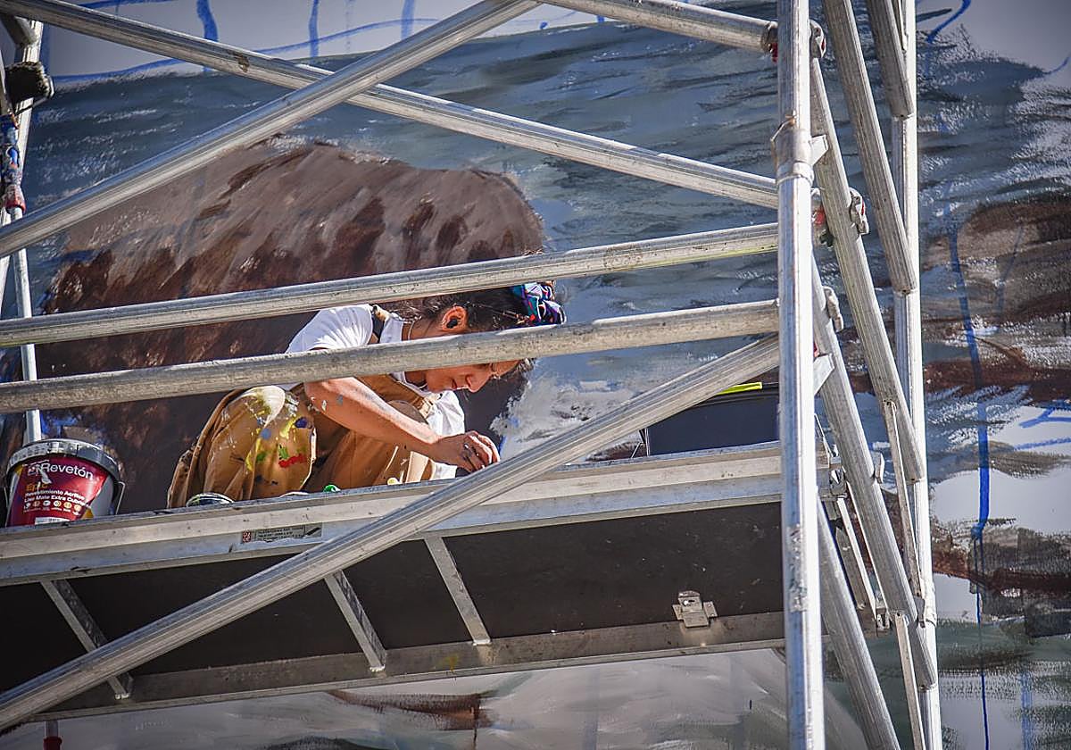 Salobreña inundada de grafitis artísticos, en imágenes