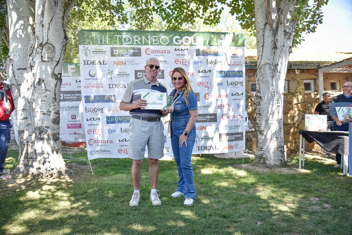 Encuéntrate en el III Torneo de Golf de IDEAL (III)