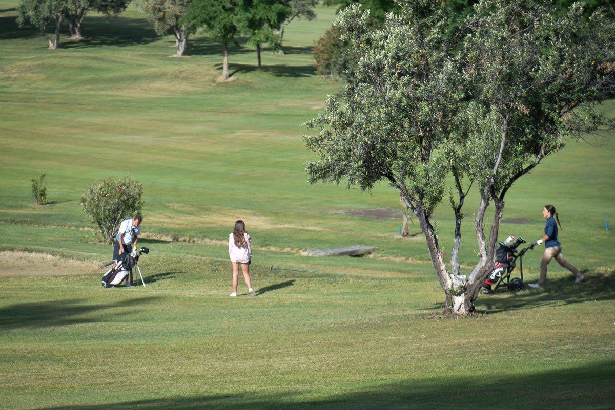 Encuéntrate en el III Torneo de Golf de IDEAL (II)