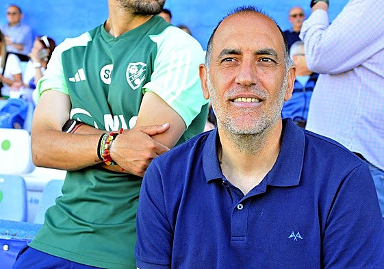 Romerito no quiere perder la esperanza y se aferra a los problemas económicos de Intercity y Alcoyano.