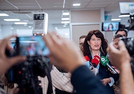 La ministra de Igualdad, en una declaración ante los medios de comunicación.