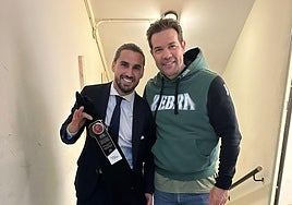 José Navarro junto a Juan Dávila.