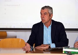 Antonio Rodríguez interviniendo en la asamblea.