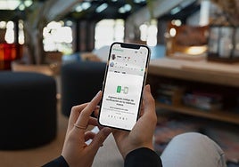 Capturas de pantalla de víctimas granadinas de la estafa por Whatsapp.