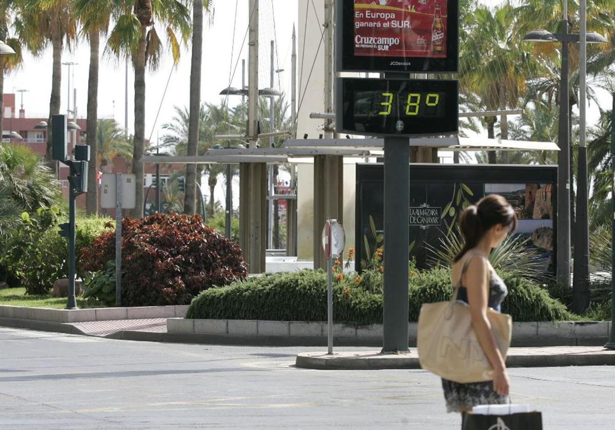 Veranillo primaveral en Andalucía con casi 40 grados en estos lugares.