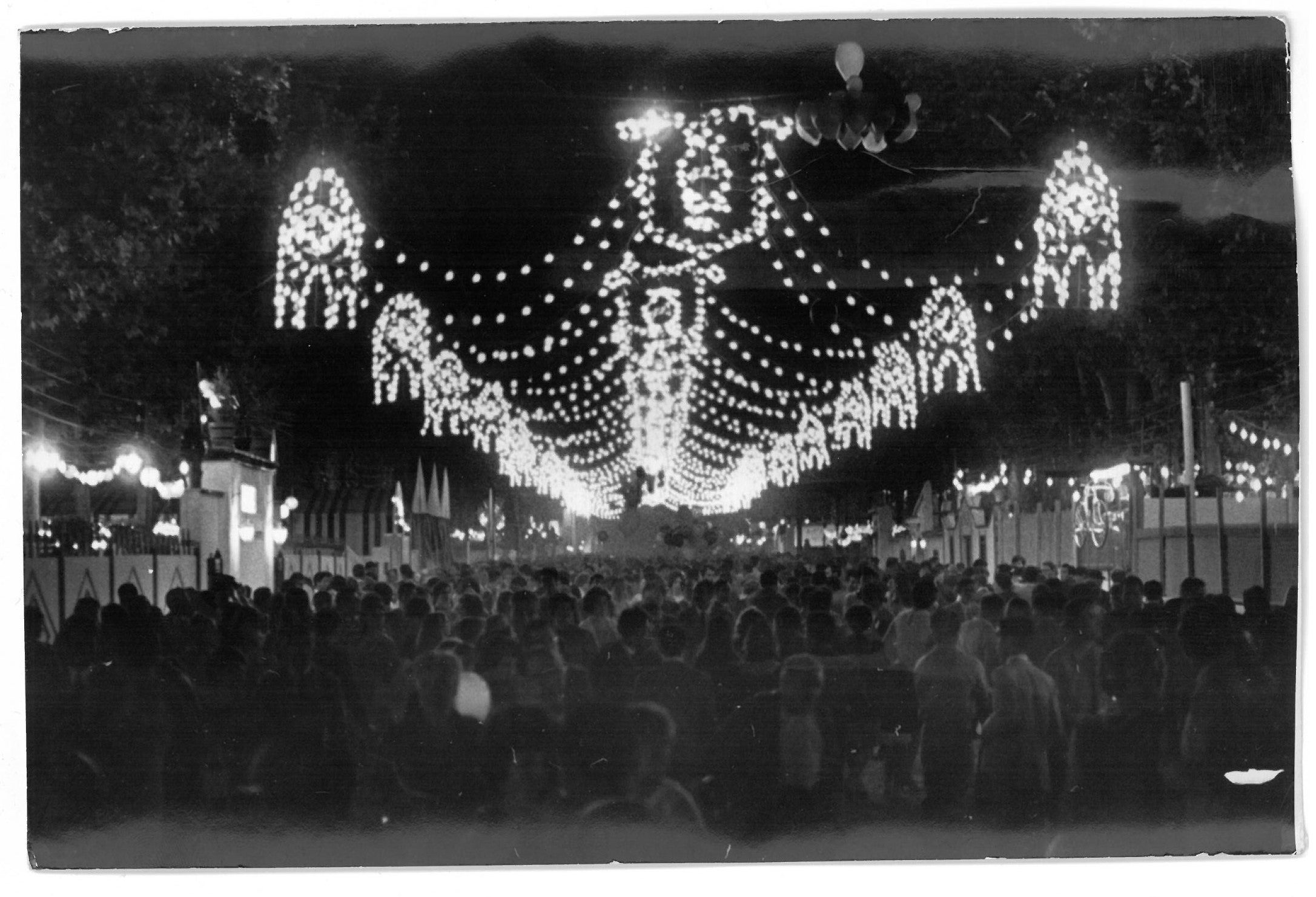 Las imágenes del Corpus pasado: cuando la feria de Granada era en el Salón